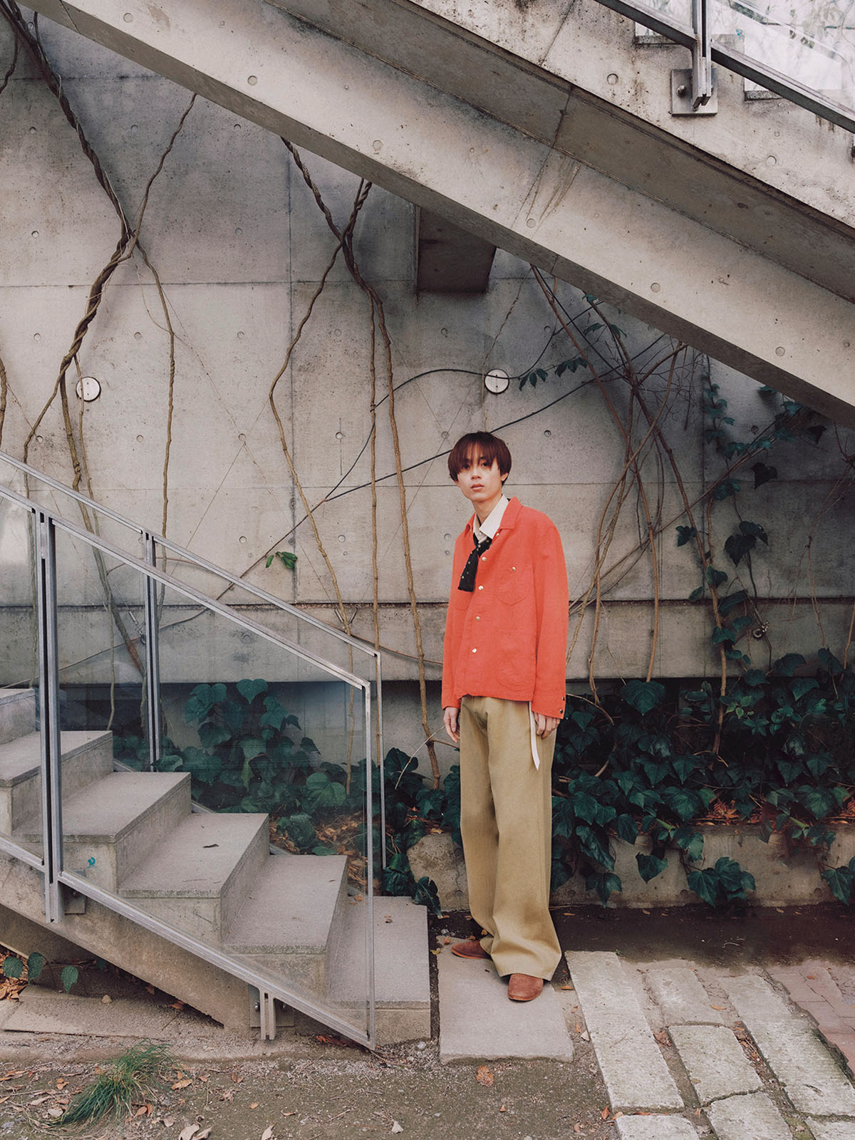 水沢林太郎　Vitamin orange　&times;　Smoky sageコーデ