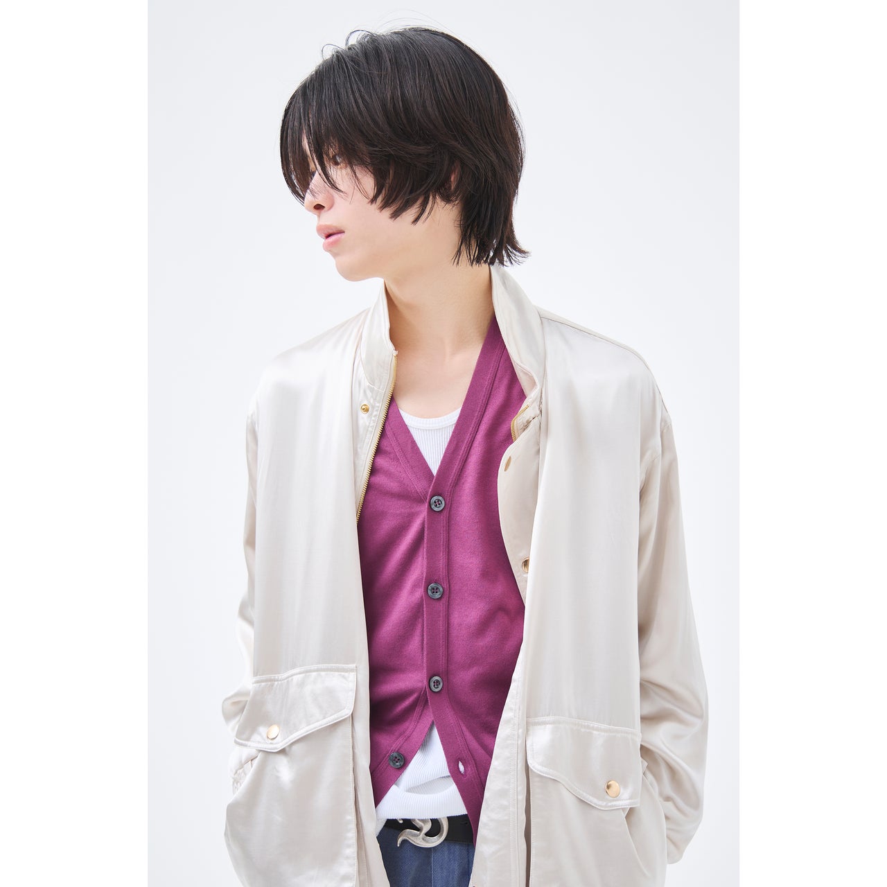 レイヤーミディアムの得意技は、骨格補正と印象コントロール