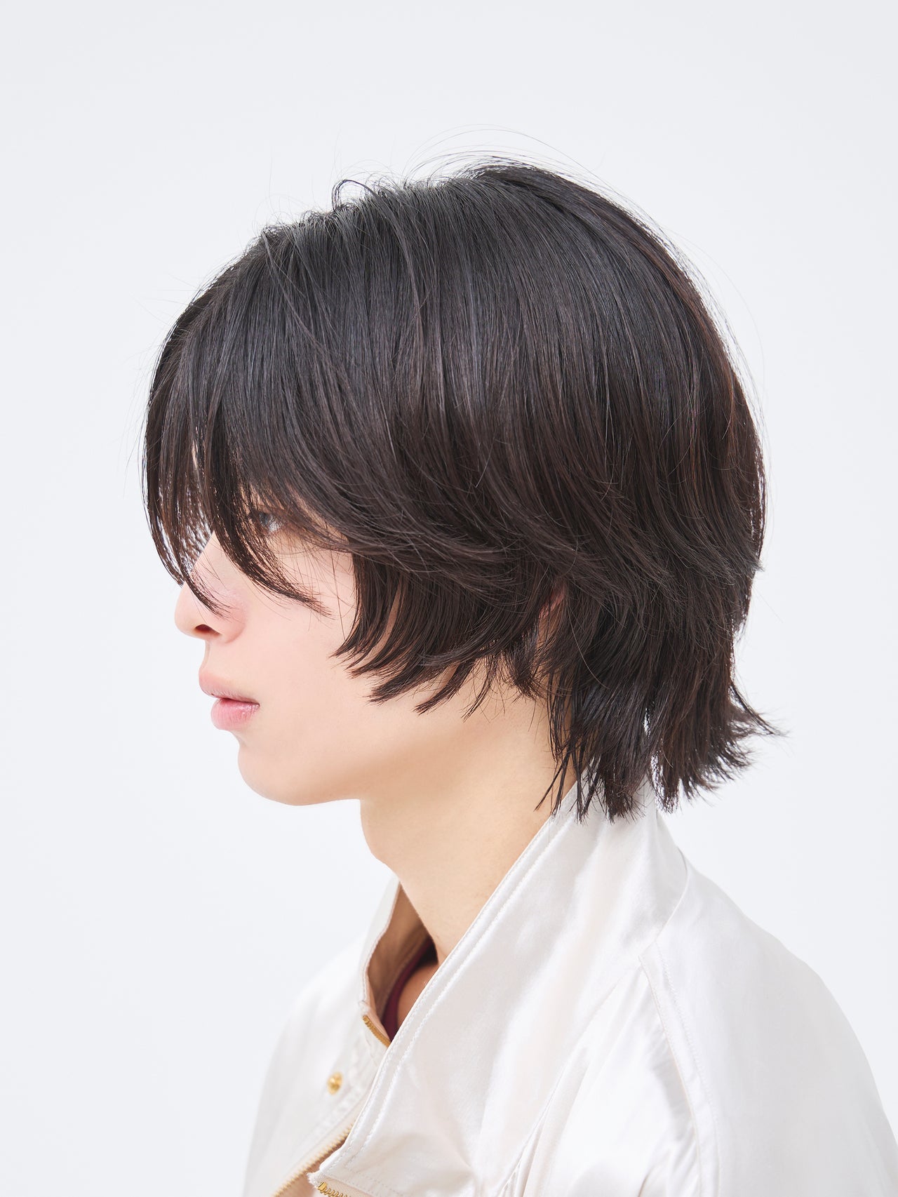 レイヤーミディアムの得意技は、骨格補正と印象コントロール