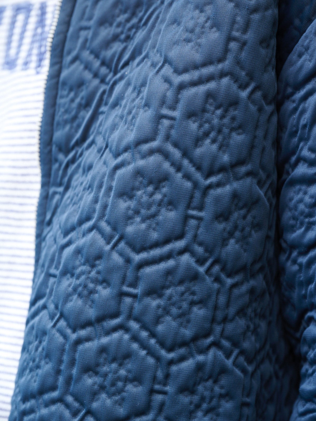 ユーズドのキルティングジャケット　寄り