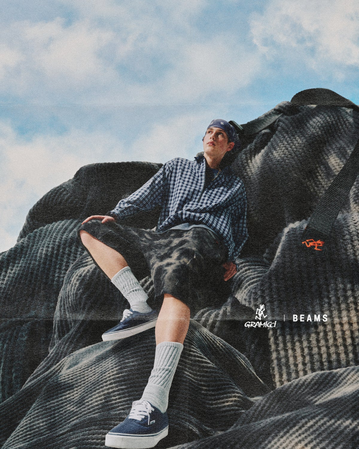 「BEAMS」&times;「Gramicci」 ワッフルカーゴショーツ　イメージ　２