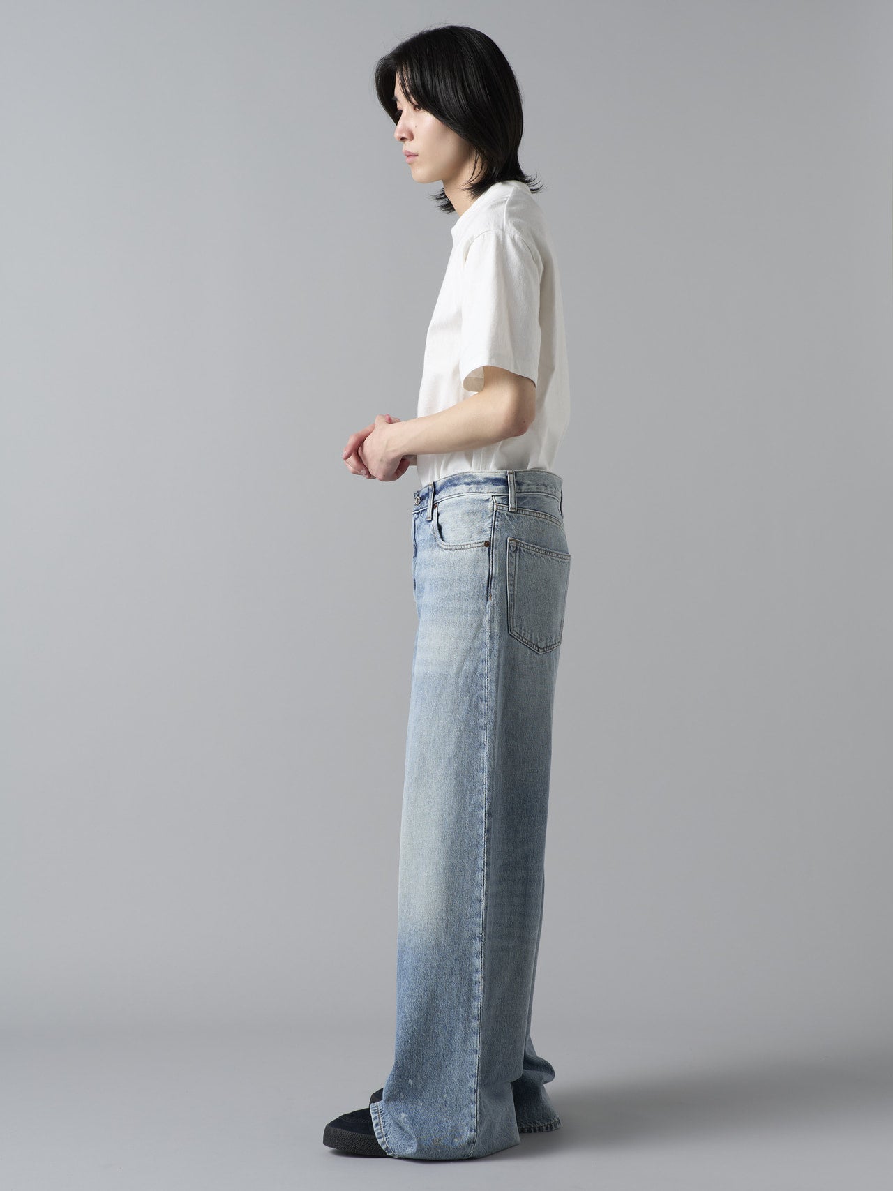 カルバン・クラインのEXTREME BAGGY JEANの試着レビュー　サイド
