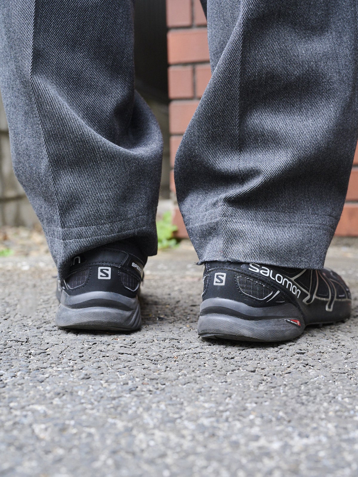 サロモン　スピードクロス４　ヒールカウンター