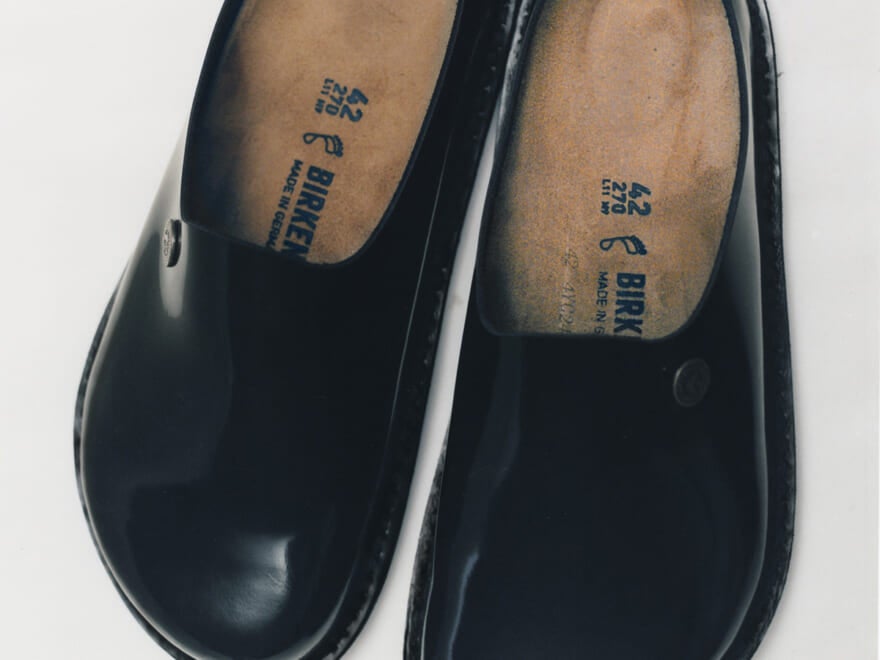 リークされてからずっと待ってたビルケンコラボがついに登場。「ビルケンシュトック」と「Song for the Mute」のコラボレーションコレクション４型。