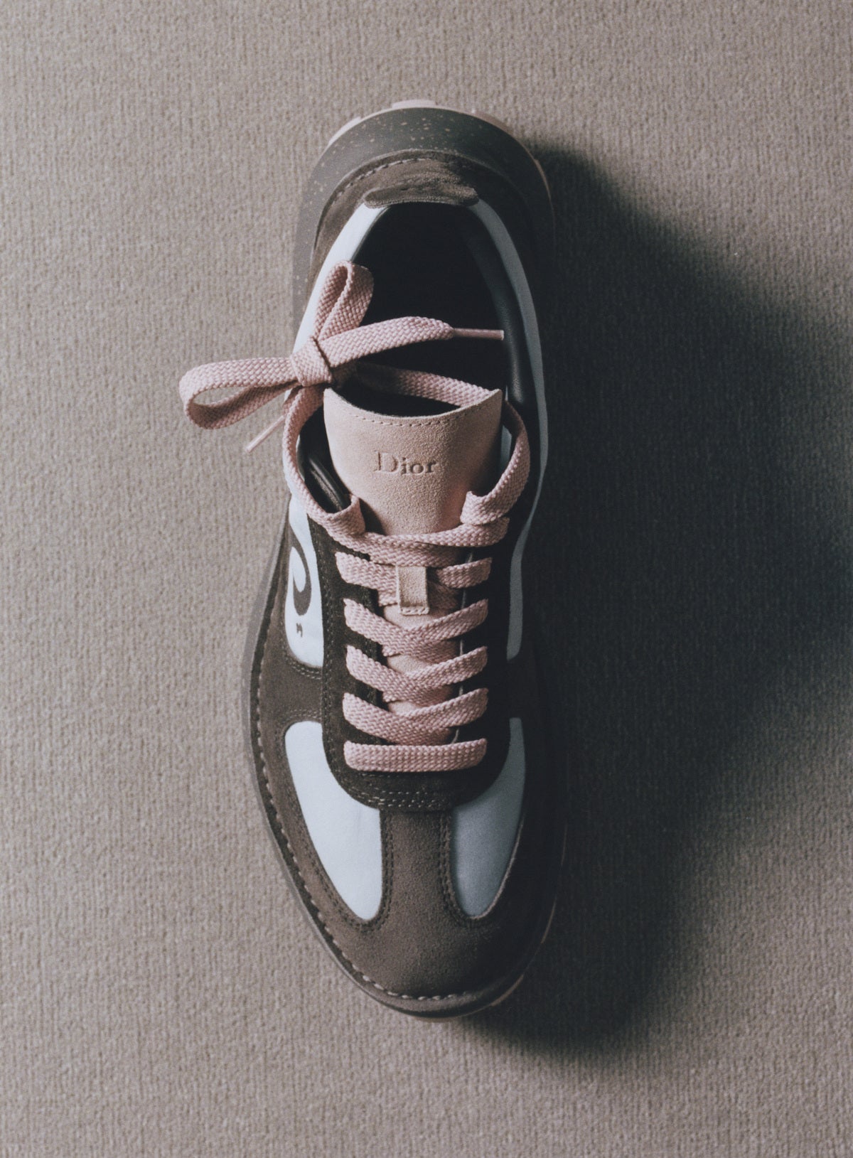 新作「ディオール スカッシュ」スニーカー  イメージ
