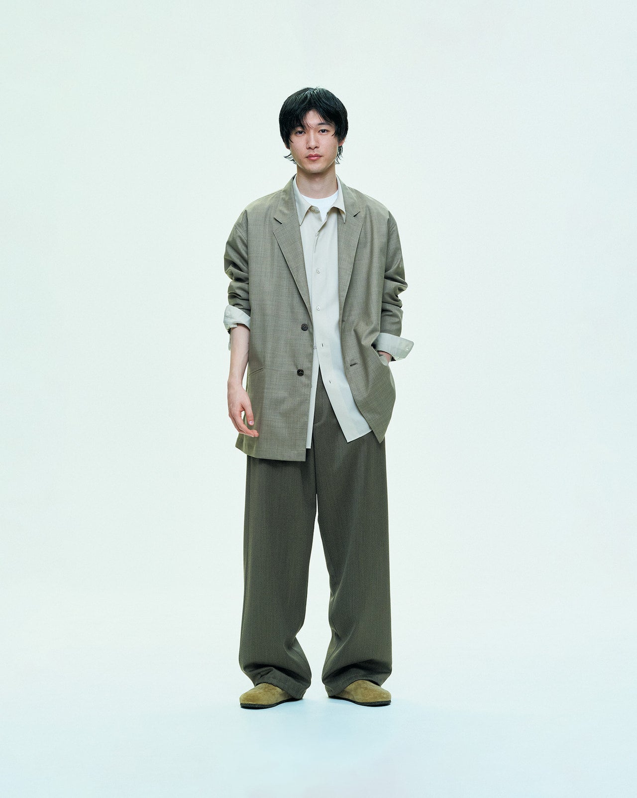 ザ クラシック &times; ランド オブ トゥモローのウールスラックス