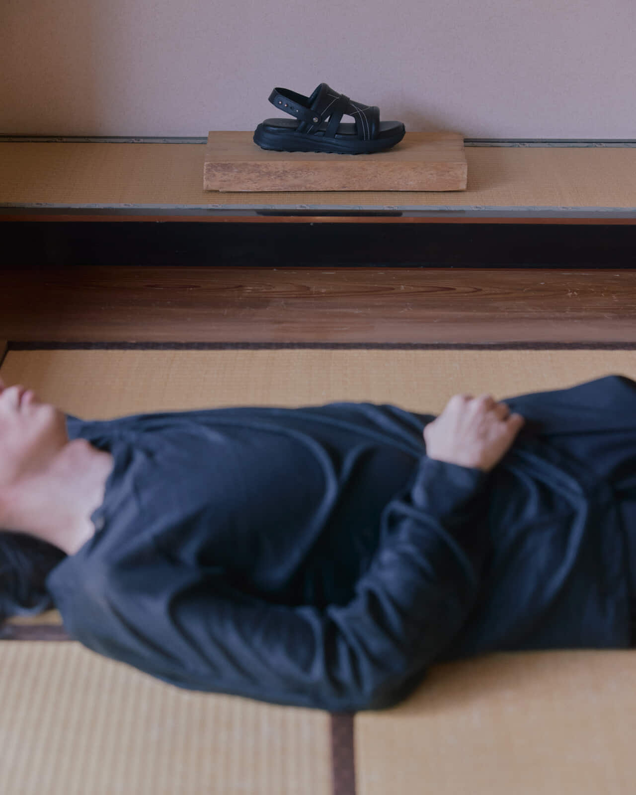 OAO International Gallery BEAMS 別注モデル『SUNLIGHT VOID』　奥行き