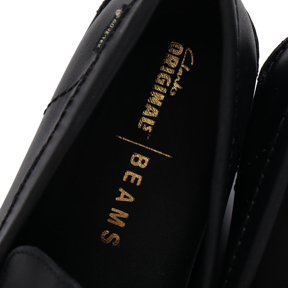 WallaBeamsLoafer GTX　ロゴ　インソール