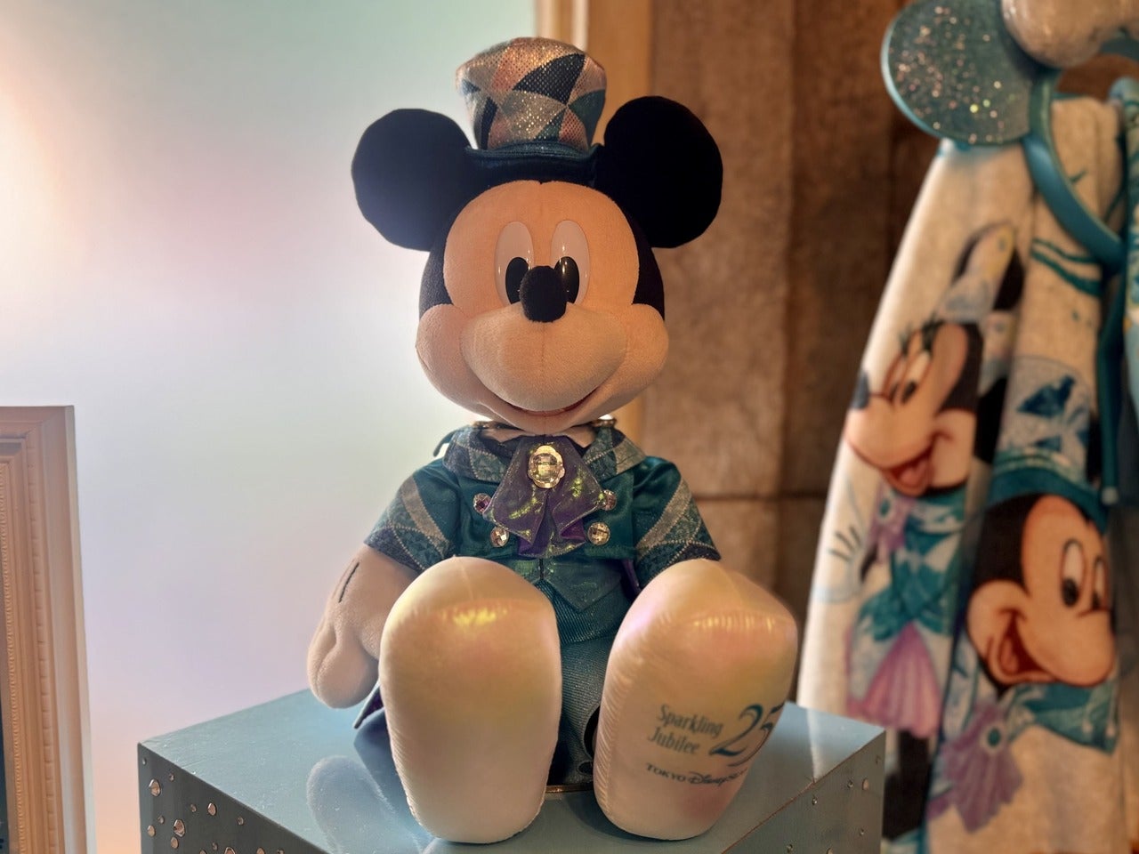 ディズニーシー25種年グッズ「ミッキーぬいぐるみ」