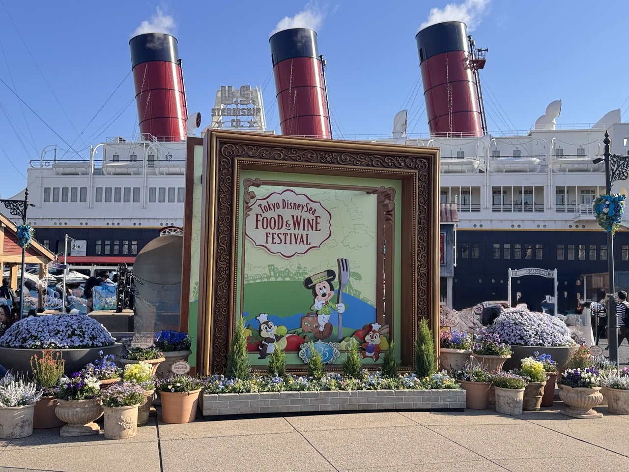 「東京ディズニーシー（R）・フード＆ワイン・フェスティバル」2026装飾１