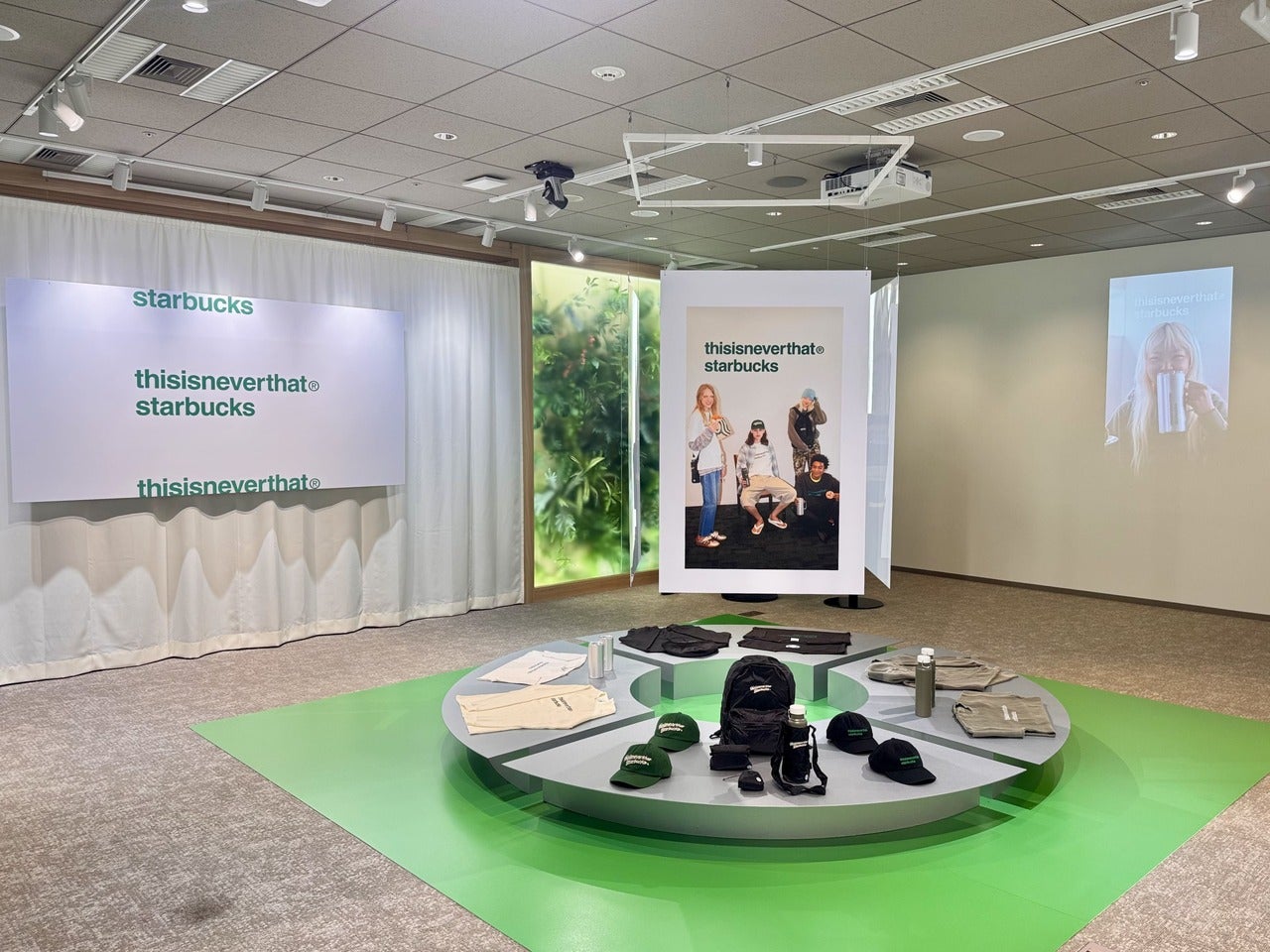 スタバ&times;韓国・ソウル発ストリートウェアブランド『thisisneverthat』コラボアイテム