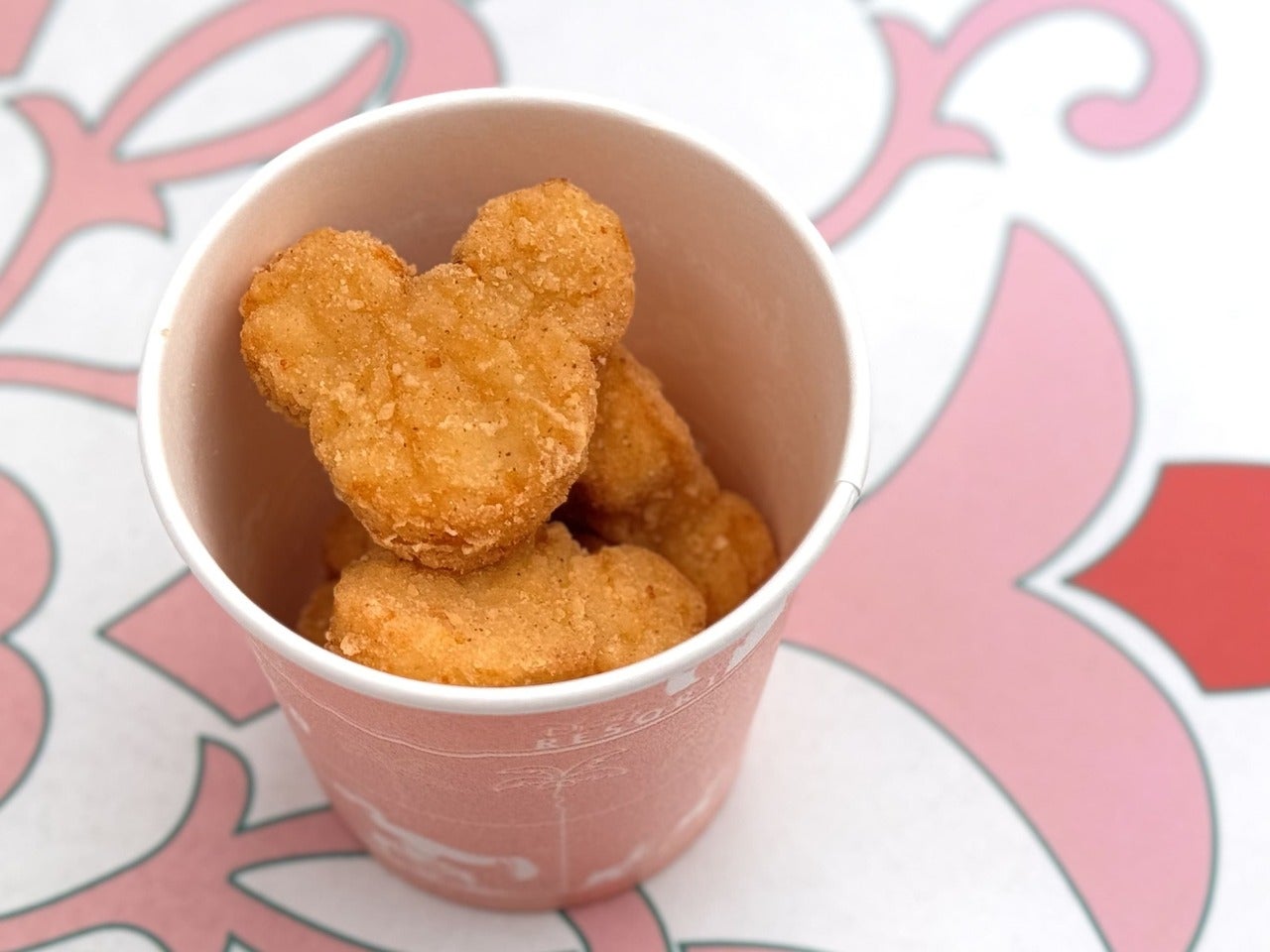 東京ディズニーシー食べ歩き定番メニュー「チキンナゲット」