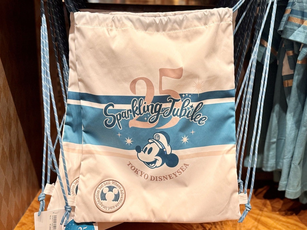 ディズニーシー25周年お土産・グッズ「ナップサック」