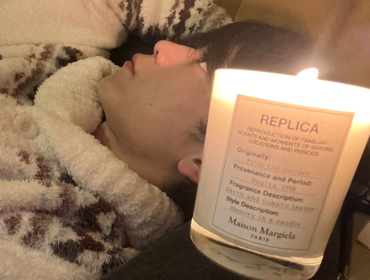 メゾン マルジェラ 「レプリカ」 フレグランス 「レプリカ キャンドル フロム ザ ガーデン」　小方の愛用私物