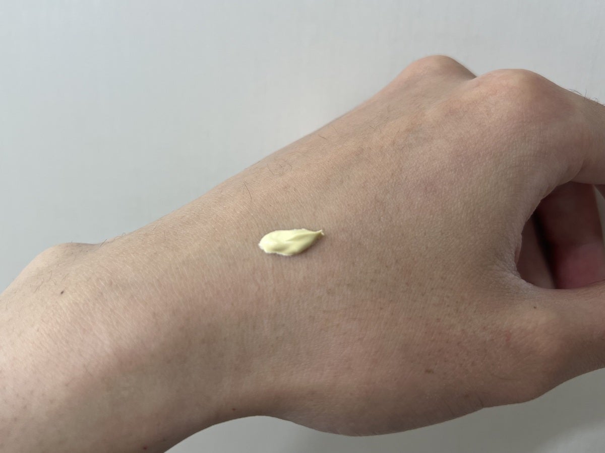 クロノビューティ  フラットスムースフィルターUV 塗布の様子