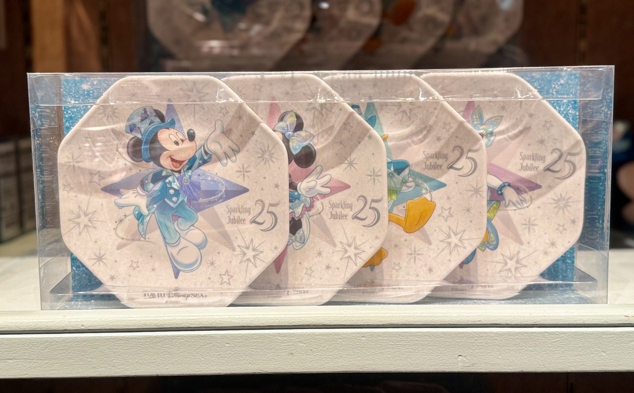 ディズニーシー25周年グッズ「プレートセット」