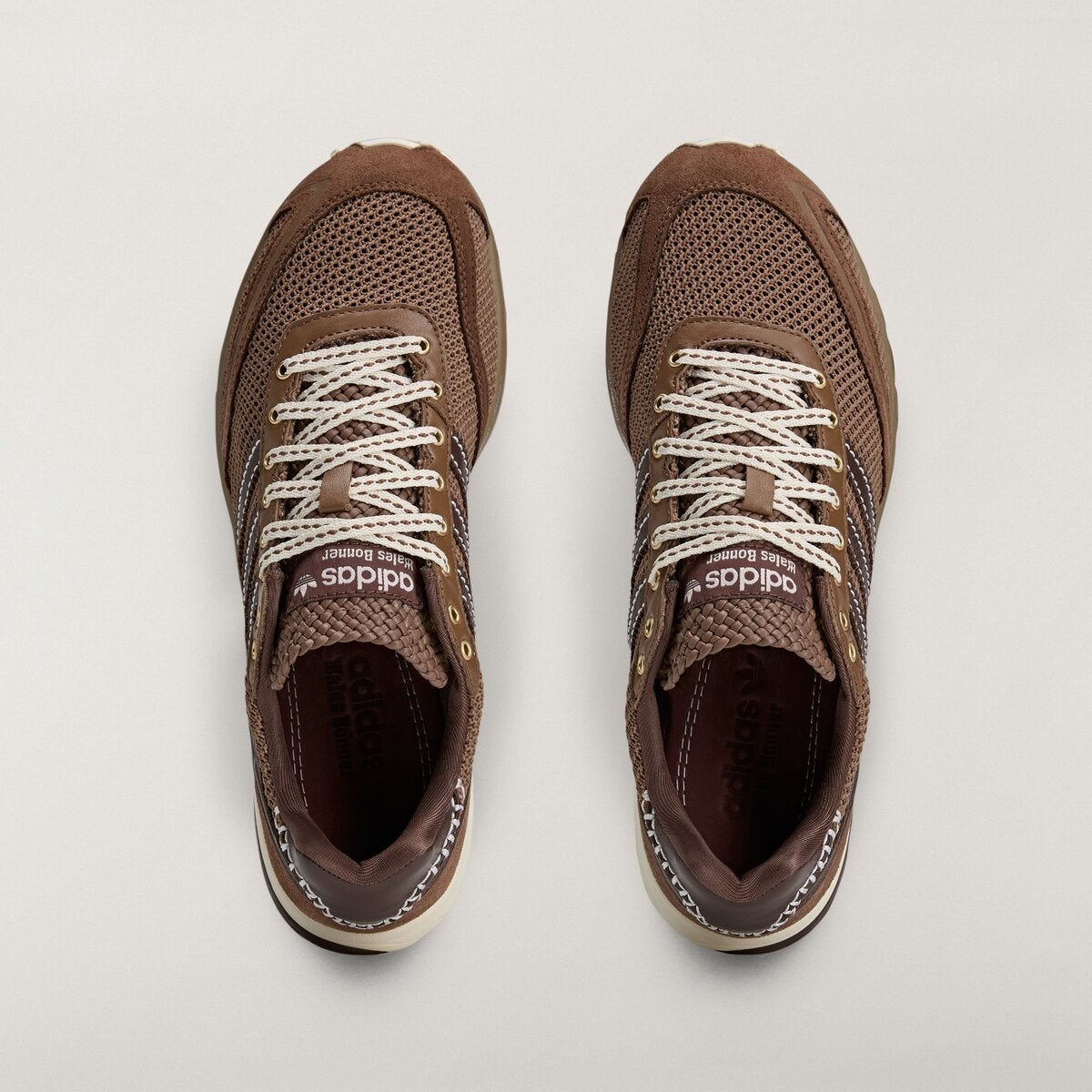 WB ADIZERO ADIOS MESH 4