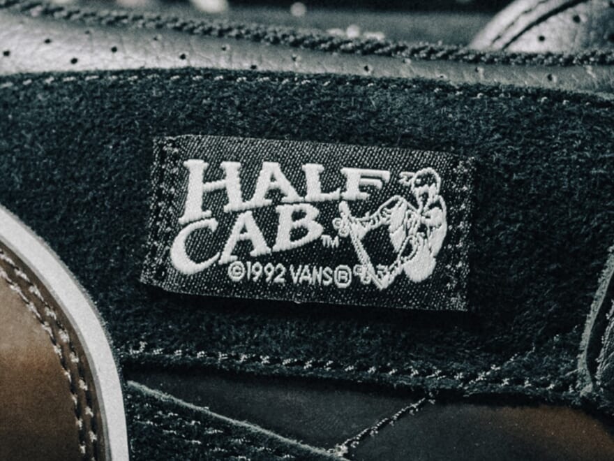 世界300足限定！「ヴァンズ」と「アトモス」の限定スニーカー「Premium Half Cab 33 TPU “TOKYO”」がリリース！