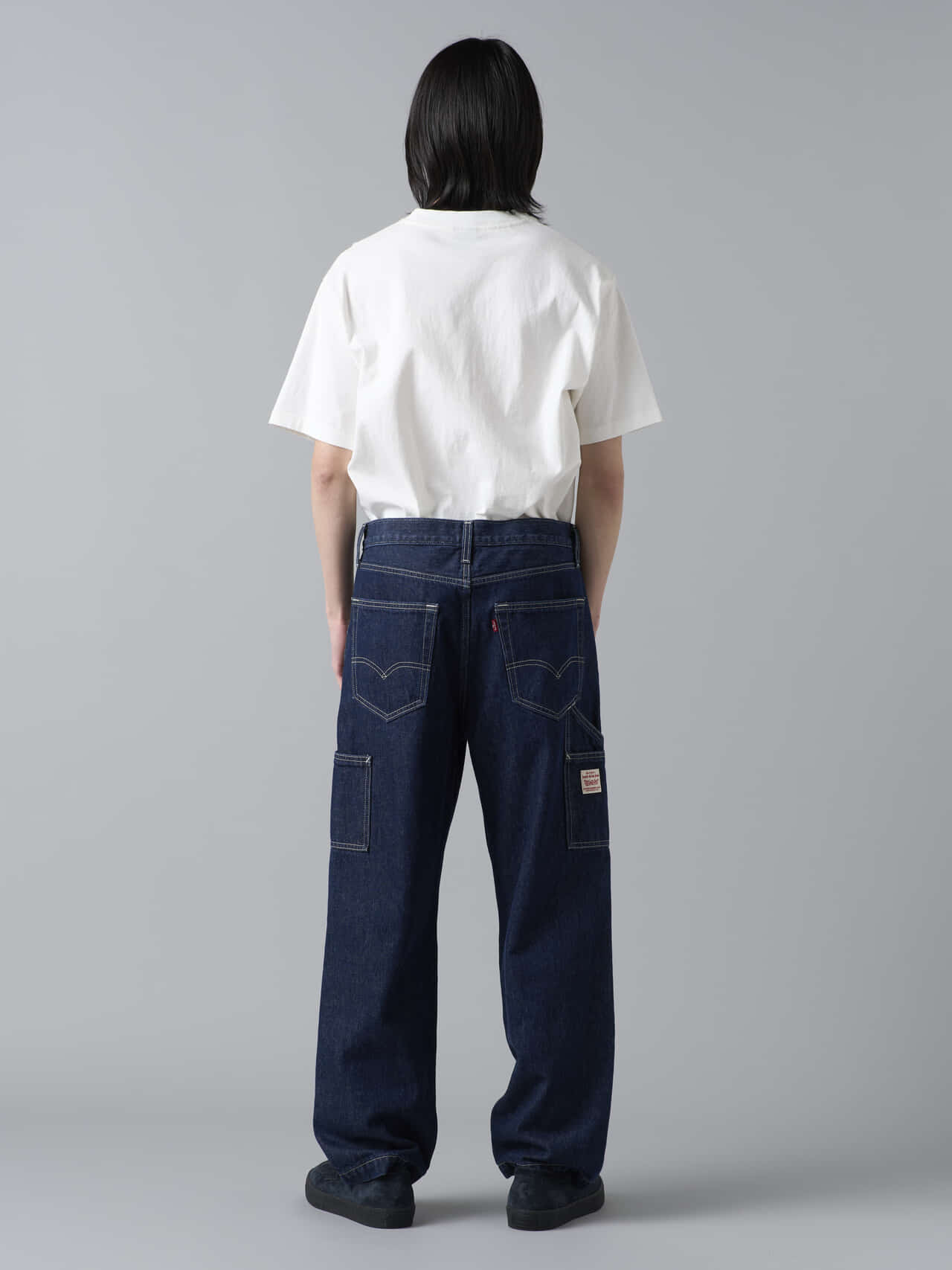 リーバイス®(Levi's®)の568® DBL kneeの試着後ろ向き