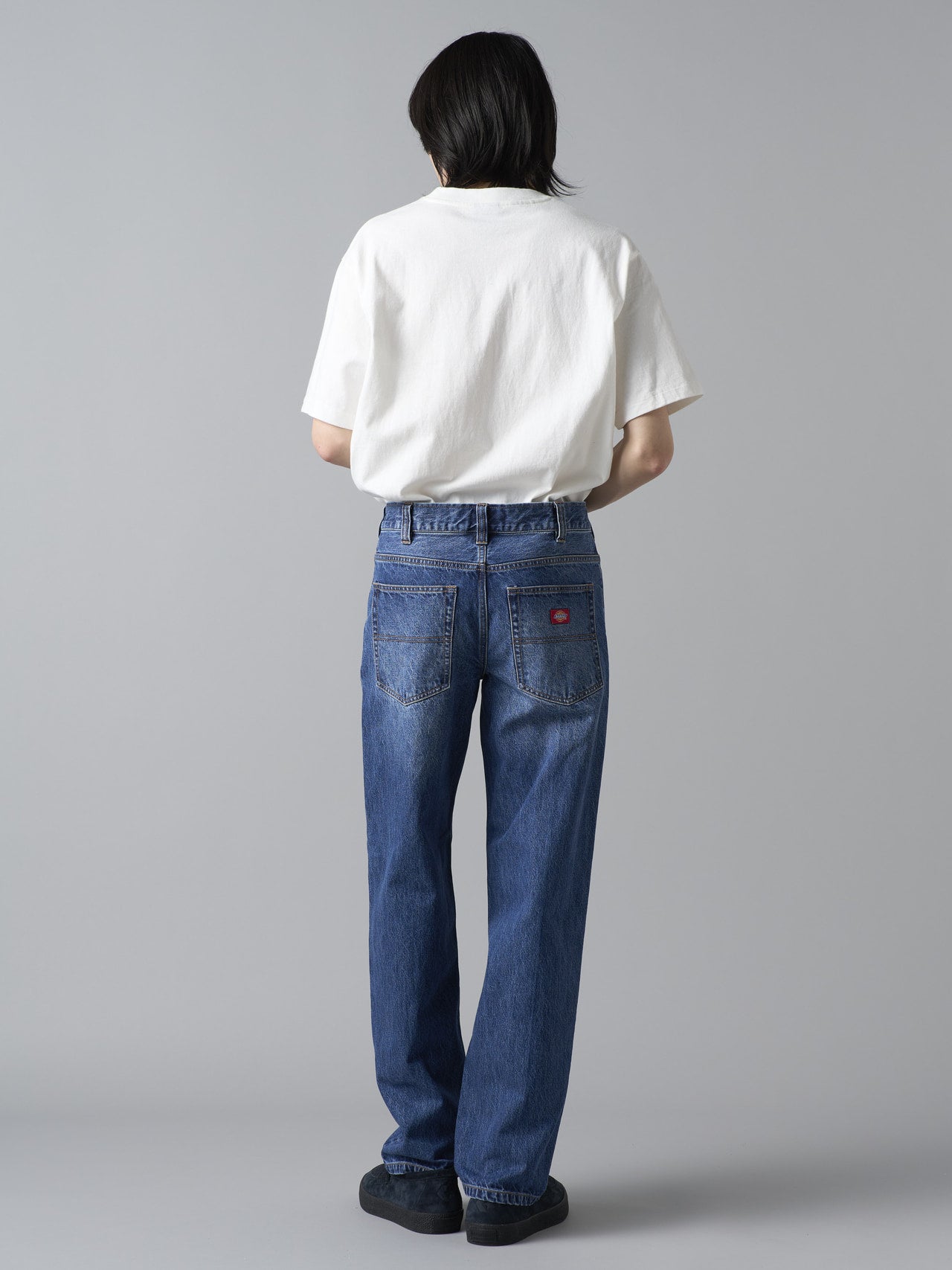 ディッキーズ、カイハラデニム5ポケットバギーパンツ、モデルカット、バック、四坂亮翔