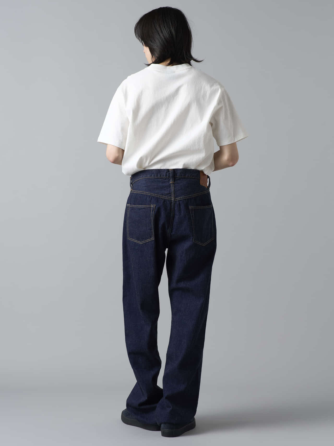 FULLCOUNT、Wide Denim (Super Smooth）、バック、モデルカット、四坂亮翔