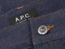 バギーなのに美しさすら感じる「アー・ペー・セー」のデニムは、古着にこそ合わせたい！[A.P.C.]【新作デニム図鑑】