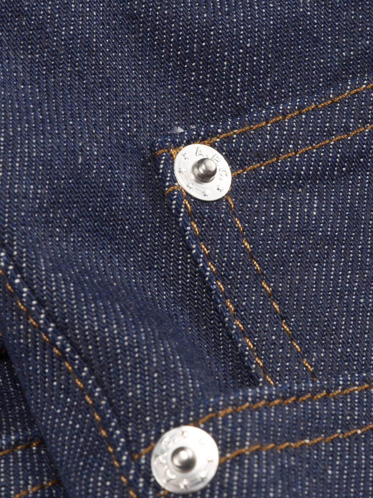A.P.C.「JEAN CLYDE」の特徴 リベット