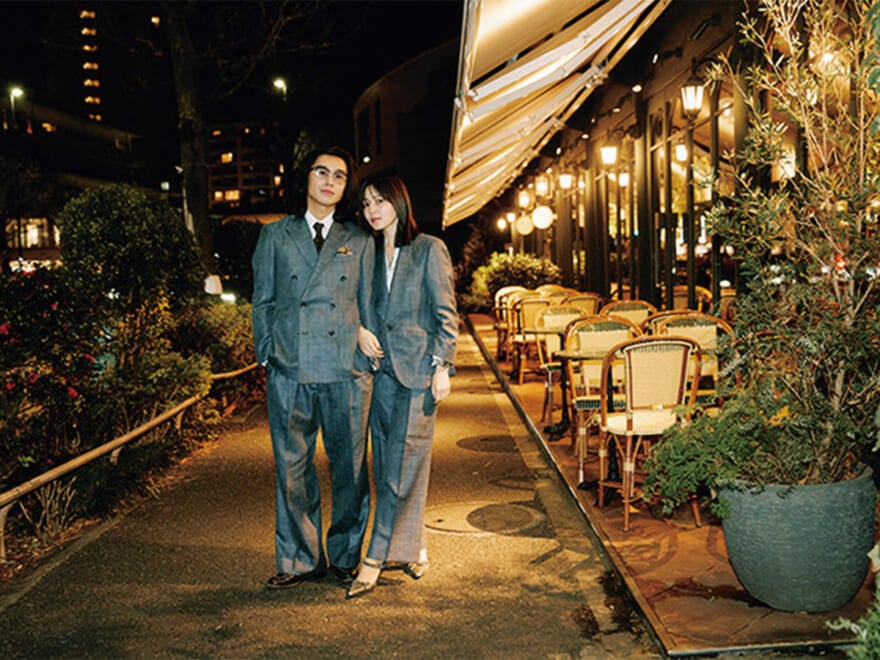 岸 大生、山崎江莉の全身