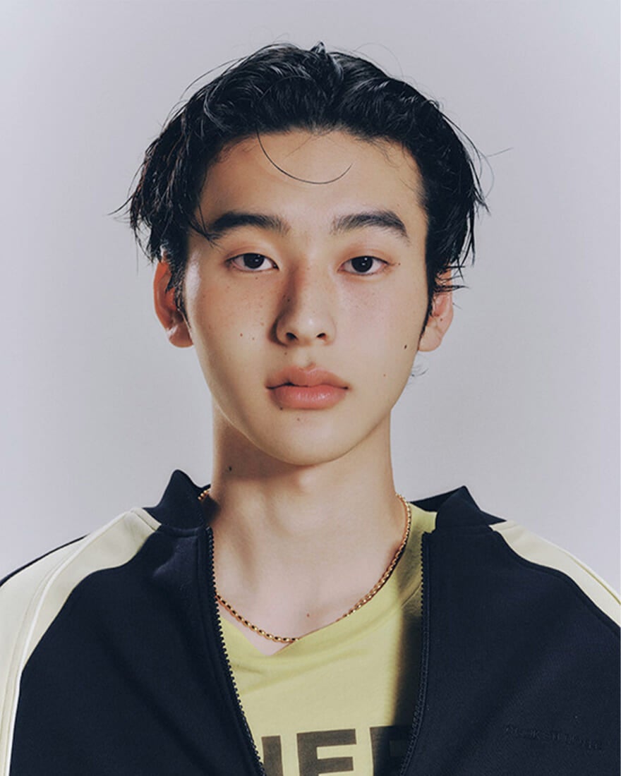 アップヘア 正面