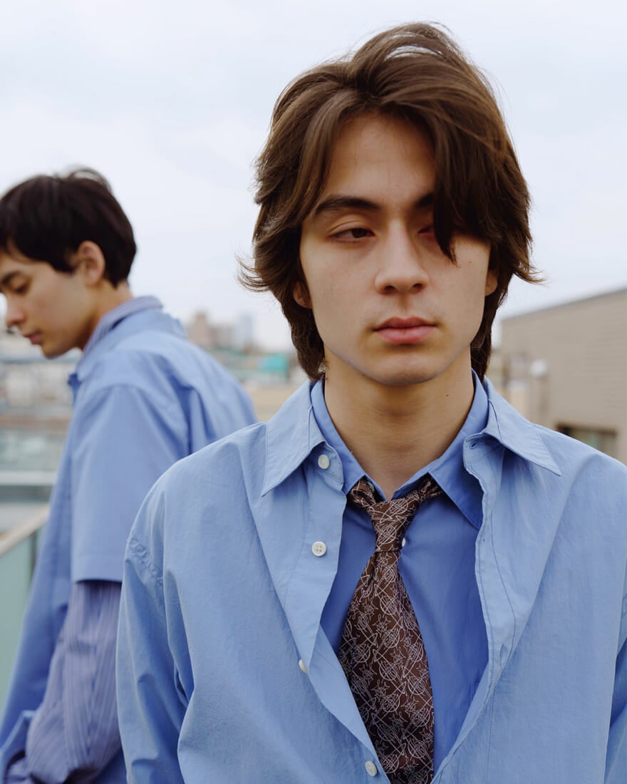 タイプライター地のシャツ