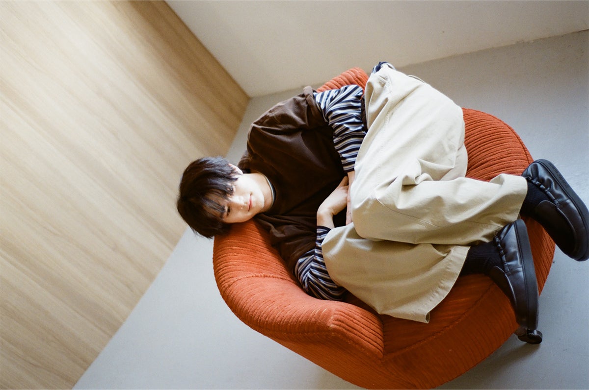 鈴木 仁が撮影した鈴鹿央士　１２