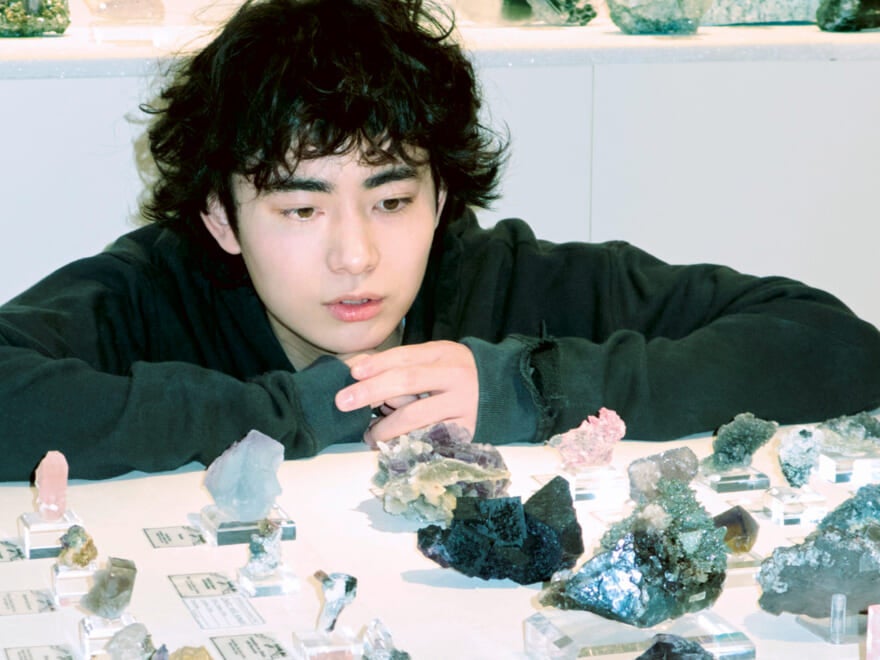 「1mm大きくなるのに約100年!?」豊田裕大、鉱物標本の奥深いロマンに触れる【toyomeki vol.4】