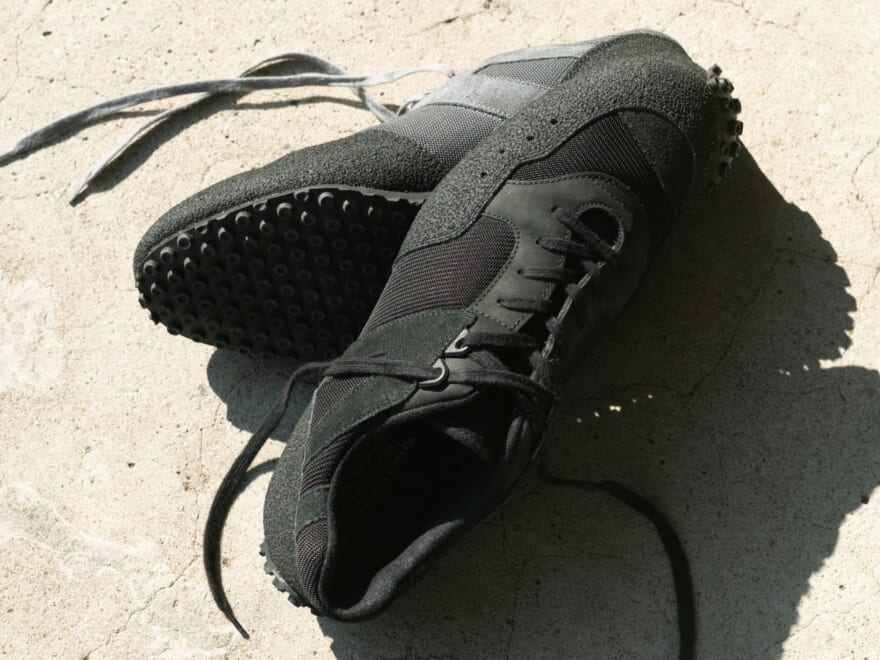 毎日履けるミリタリー。「ヨーク」が「REPRODUCTION OF FOUND」と初コラボ。軍用由来の機能美が備わったスニーカーは名品の予感!