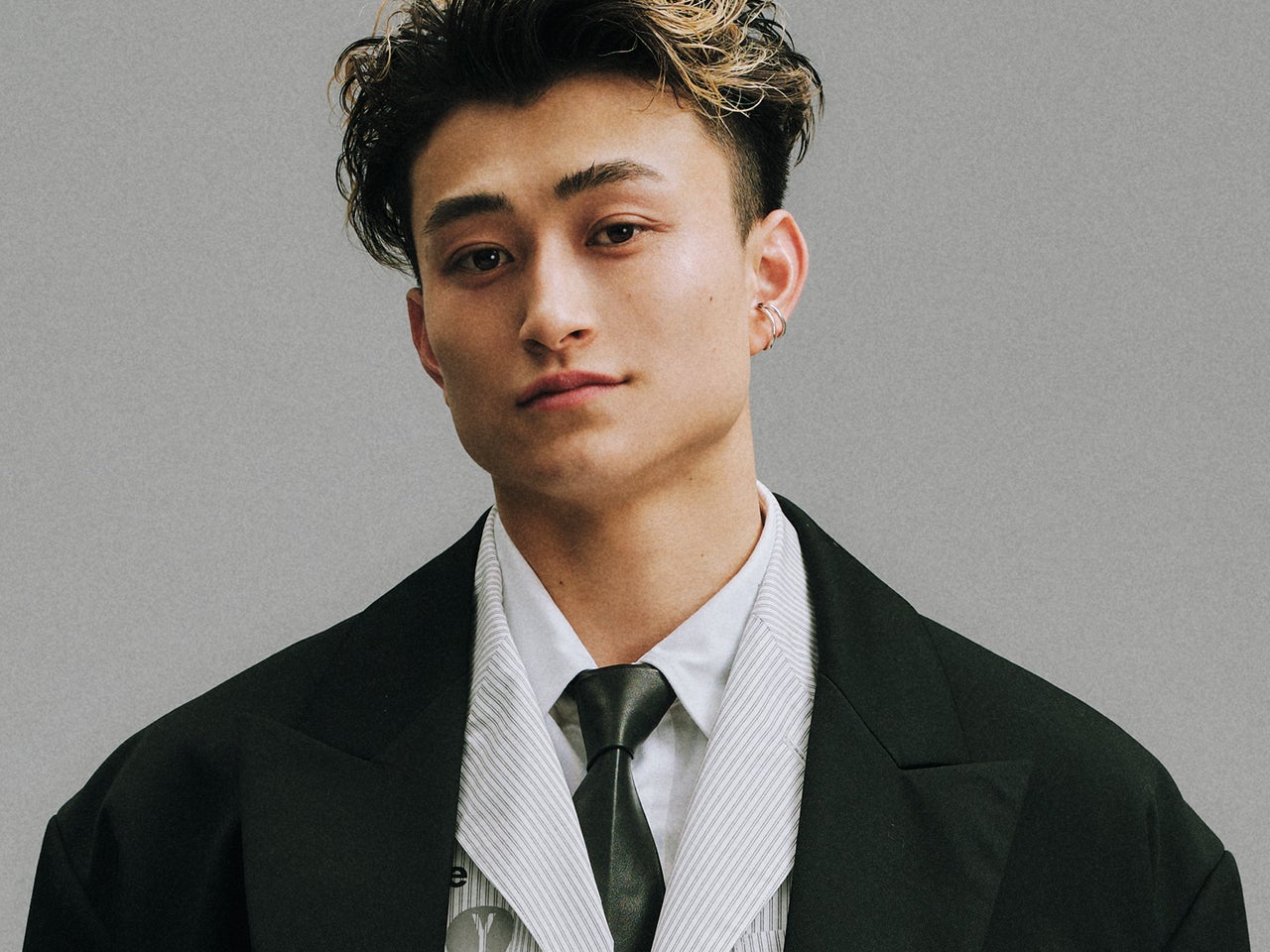 Bリーガー・加藤嵩都が見せた新しい顔。初めてのファッション撮影と、バスケでつながる栄莉弥との絆