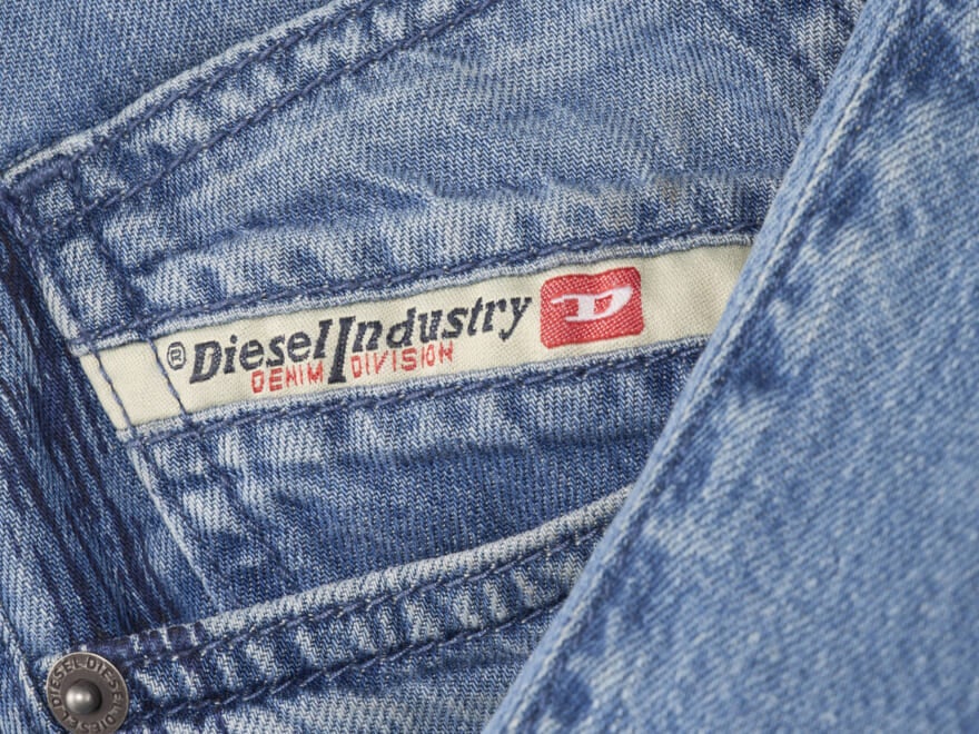 買いで決まり！いま「ディーゼル」のジーンズが服好きに響く確かな理由を試着＆本音レビューで！【新作デニム図鑑】