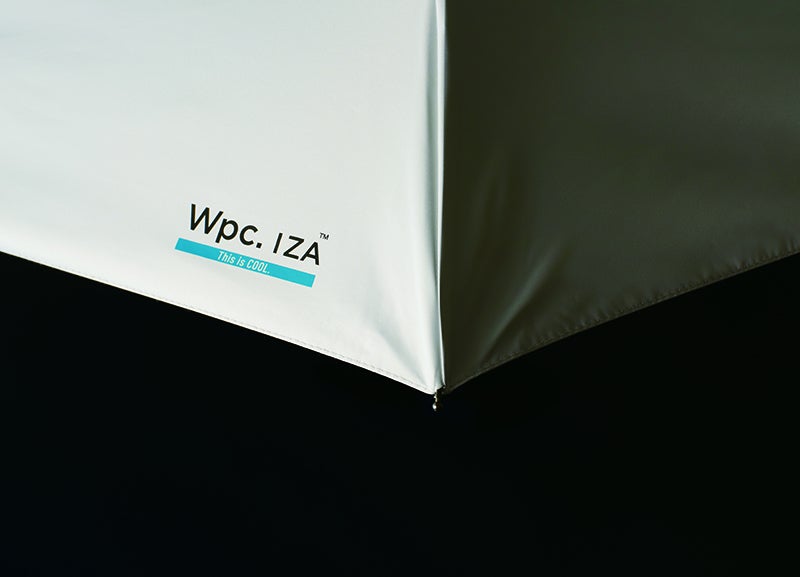 「Wpc. IZA」の高遮熱シリーズにデザインされている水色のライン