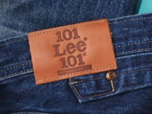 最高すぎた！愛用中の「大人デニム」６選。リーの101周年モデル、ワイドなのに上品な別注A.P.C、大人気アクネ ストゥディオズ...