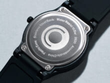 「ファミマ」の腕時計。シチズンと共同開発したコンビニエンスウェア初ウォッチは防水仕様の２色展開！