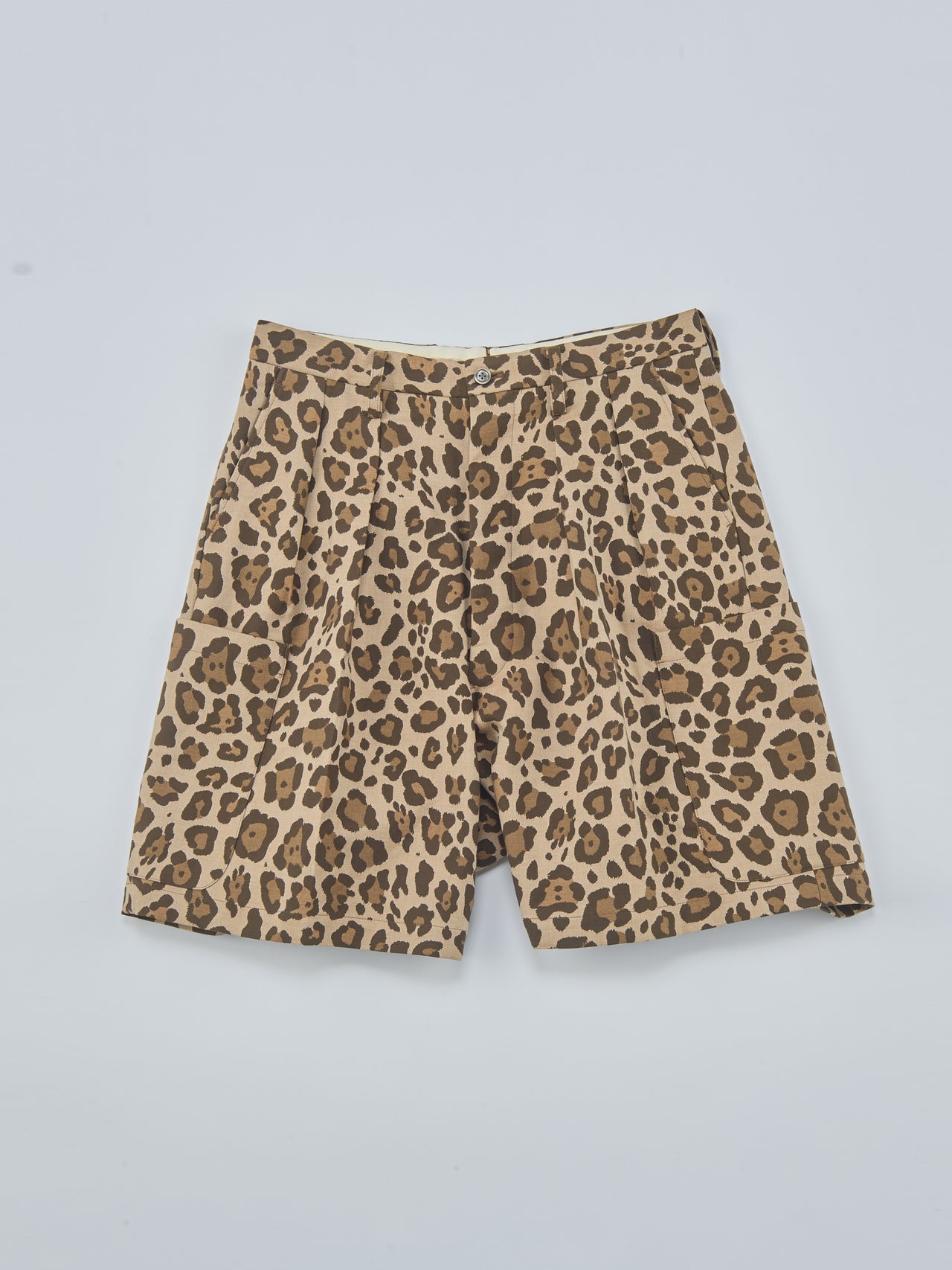 NEAT、Bacci Leopard Pattern Cargo Shorts