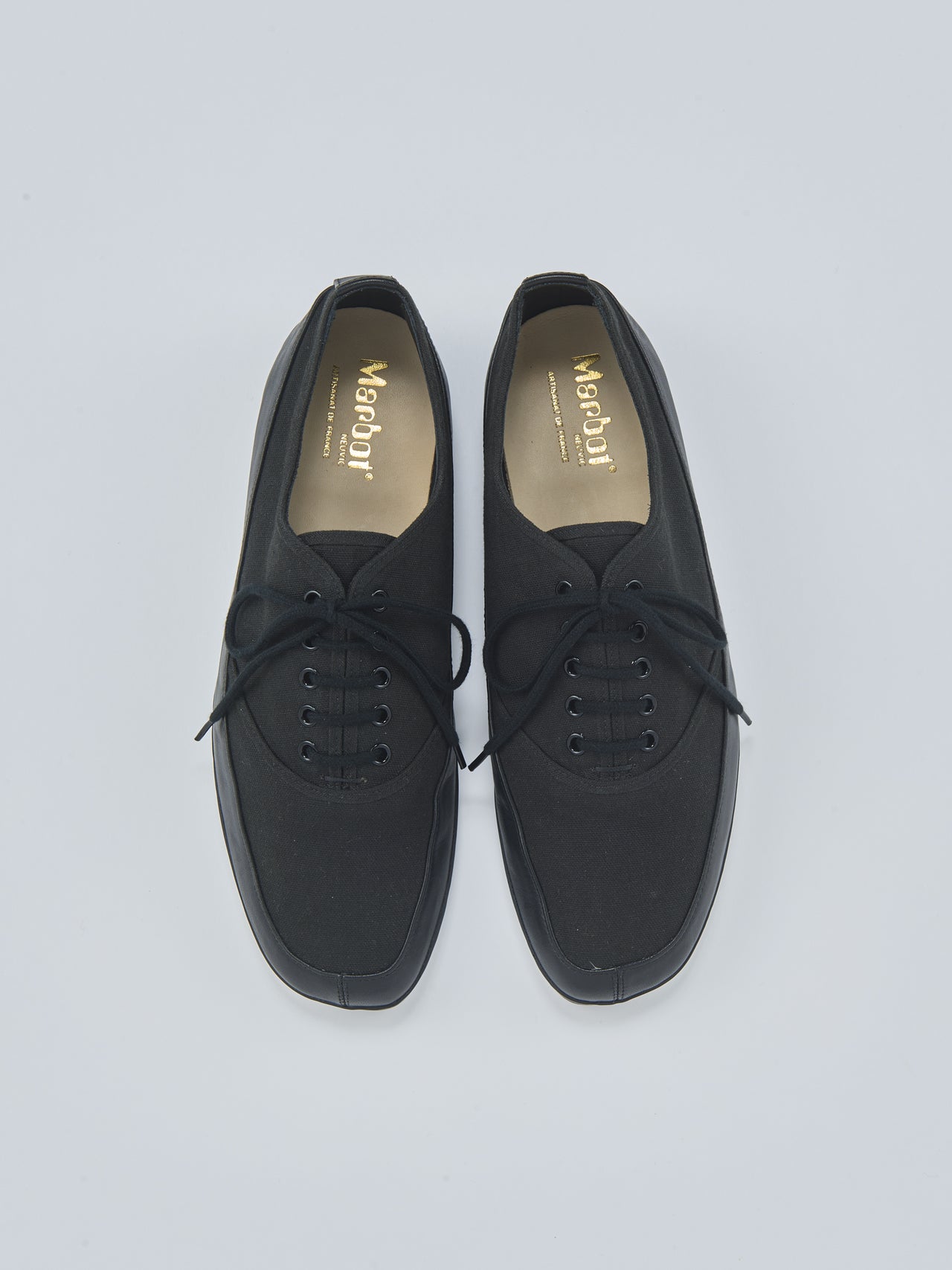 Marbot、NAVAL TRAINING SHOES