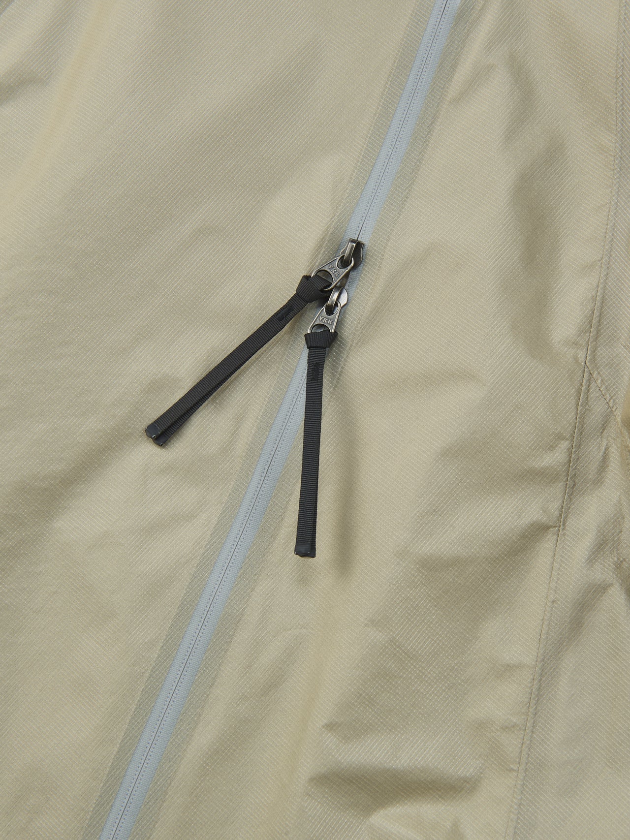 Goldwin 0、3L Triangulum Jacket、ファスナー