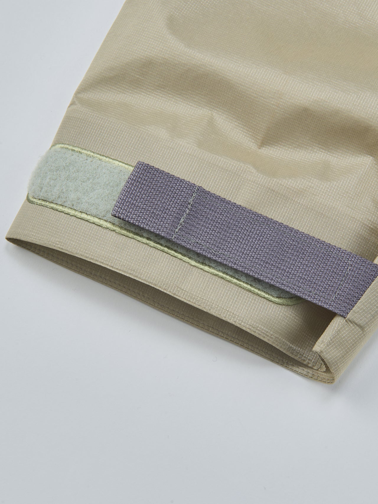 Goldwin 0、3L Triangulum Jacket、袖