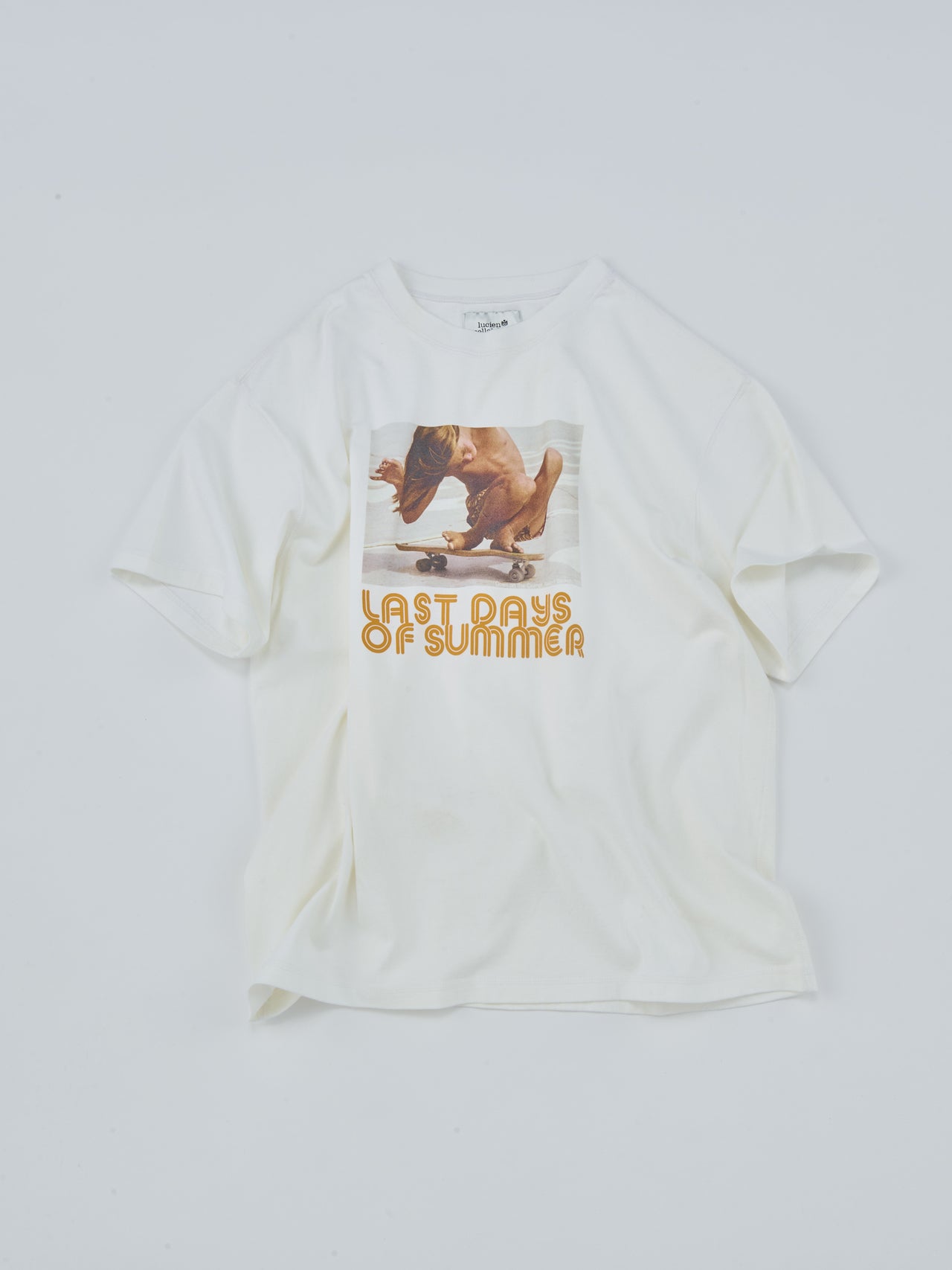 lucien pellat-finet、＜HUGH HOLLAND＞ユニセックス Ｔシャツ &rdquo;Down On The Corner (Balboa Beach, 1975)&rdquo;