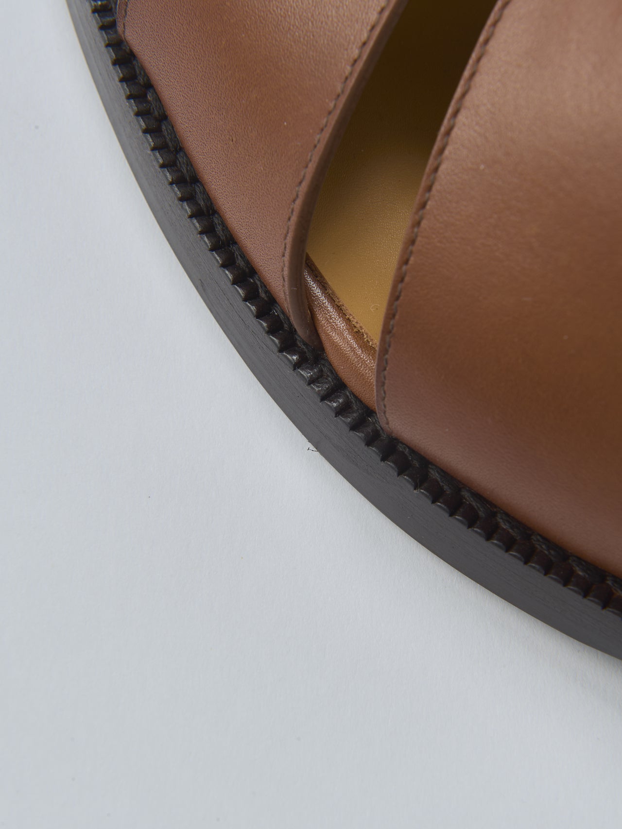 J.M. WESTON、LEATHER OPENWORK SANDAL #905、ソールディティール