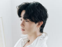 栄莉弥と、ジュエッテの出会い。マルチなスタイリングを楽しめる「メニリング」が新登場！［meets Jouete! Vol.9］