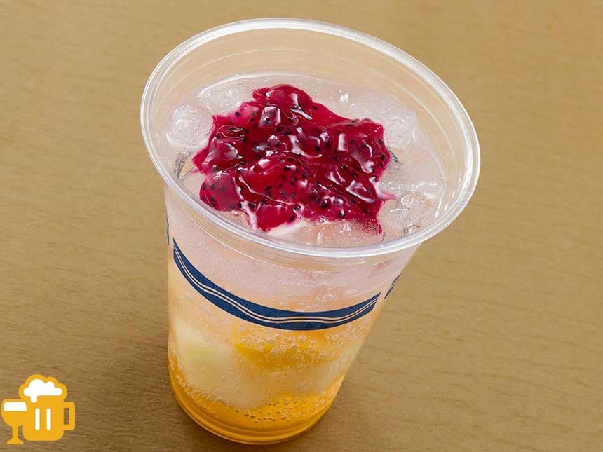 東京ディズニーシー食べ歩きメニュー 期間限定「スパークリングカクテル（ウォッカ＆トロピカルフルーツ）」