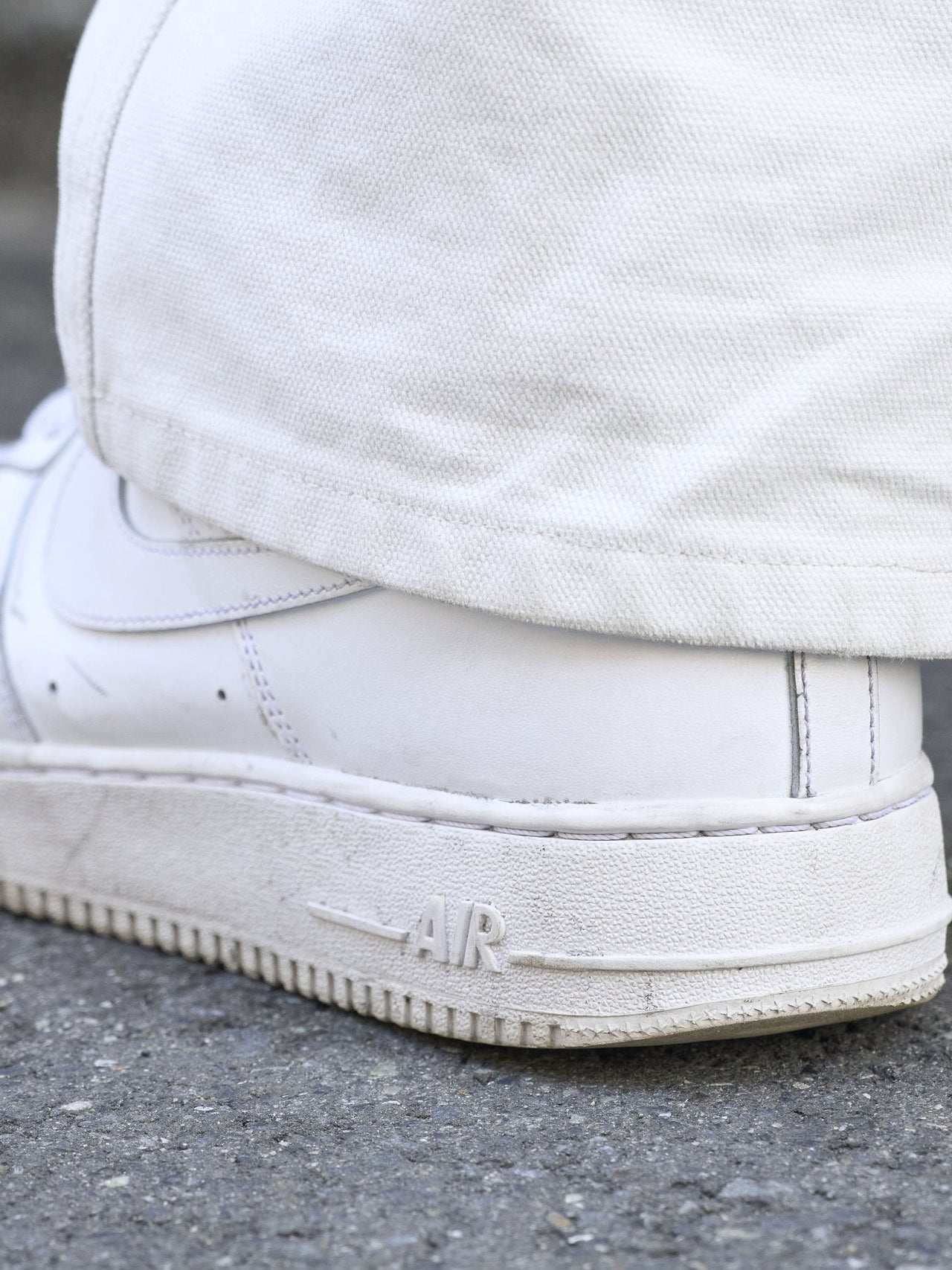 ナイキのエアフォース1のヒール