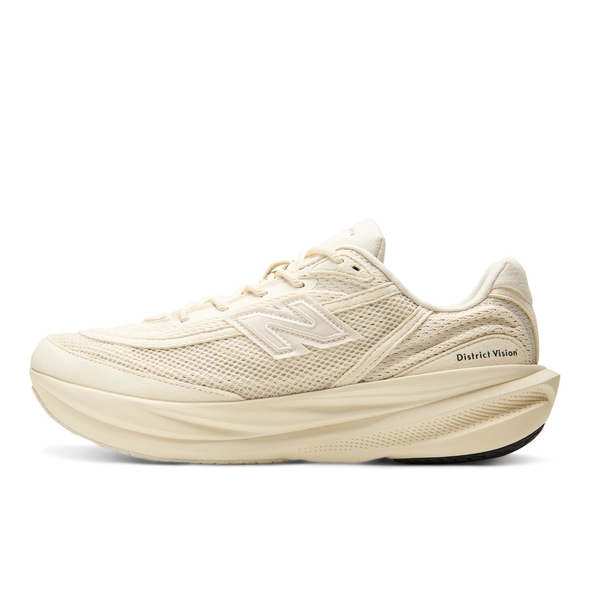 District Vision ＆ New Balance  1080 v15　ベージュ