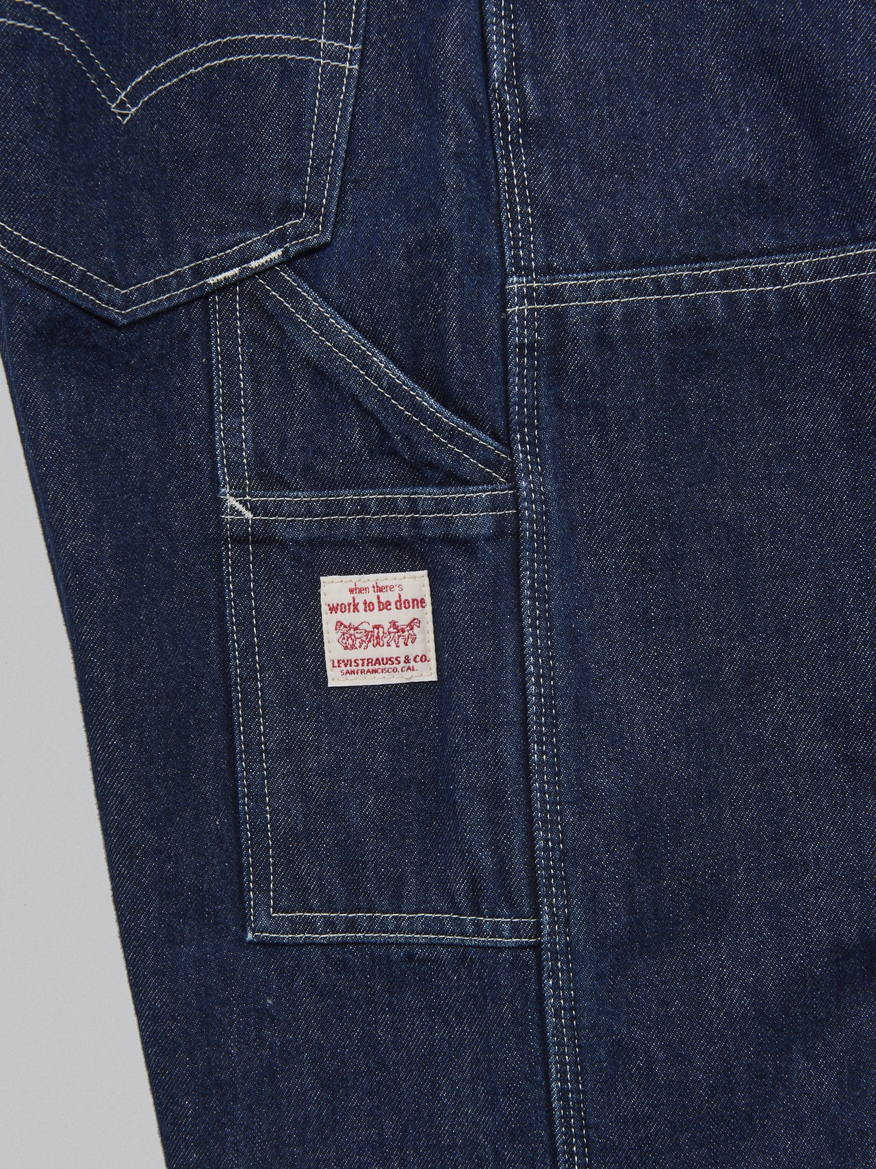リーバイス®(Levi's®)の568® DBL kneeのタグ部分