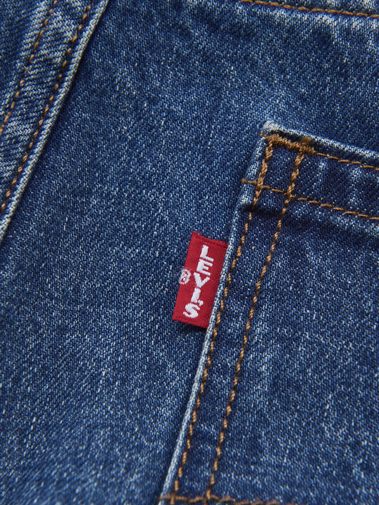 Levi's&reg; Baggy Barrelのリーバイスロゴ